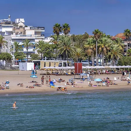 Rovira Hotell