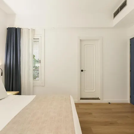 Rovira 3* Камбрильс
