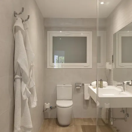 Hotell Rovira Cambrils