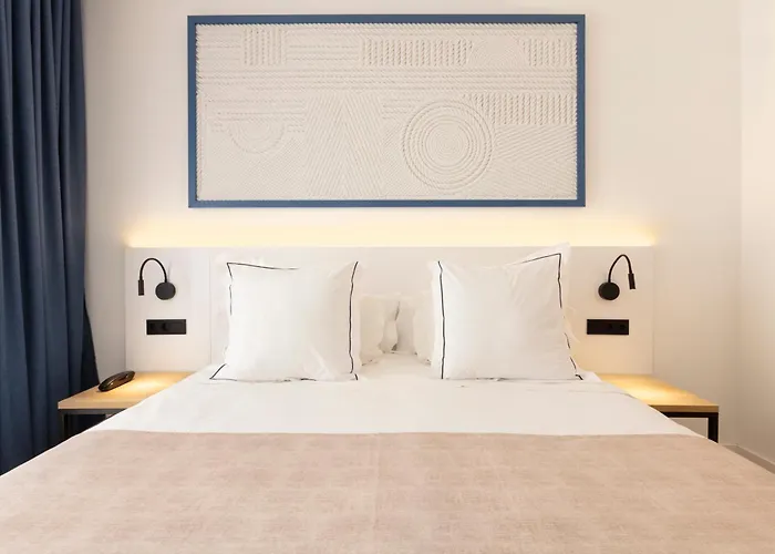 罗维拉酒店 坎布里尔斯