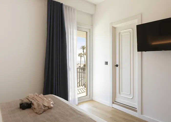 罗维拉酒店 酒店 坎布里尔斯