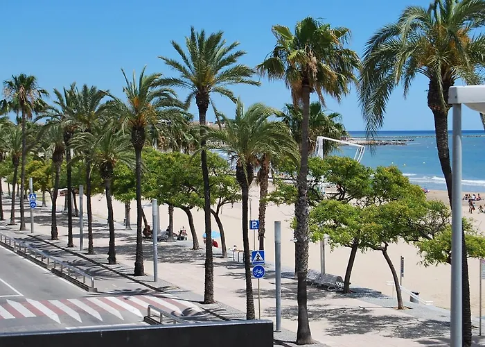 罗维拉酒店 坎布里尔斯