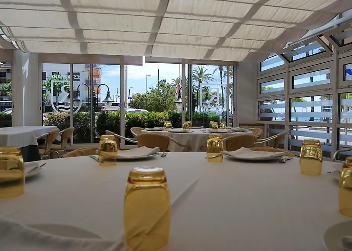 罗维拉酒店 3* 坎布里尔斯