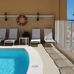 Rovira מלון קמברילס