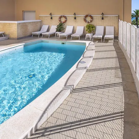 Rovira Hotel