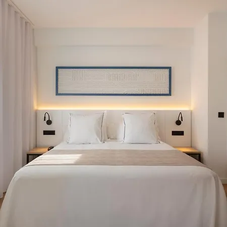 Ξενοδοχείο Rovira 3*